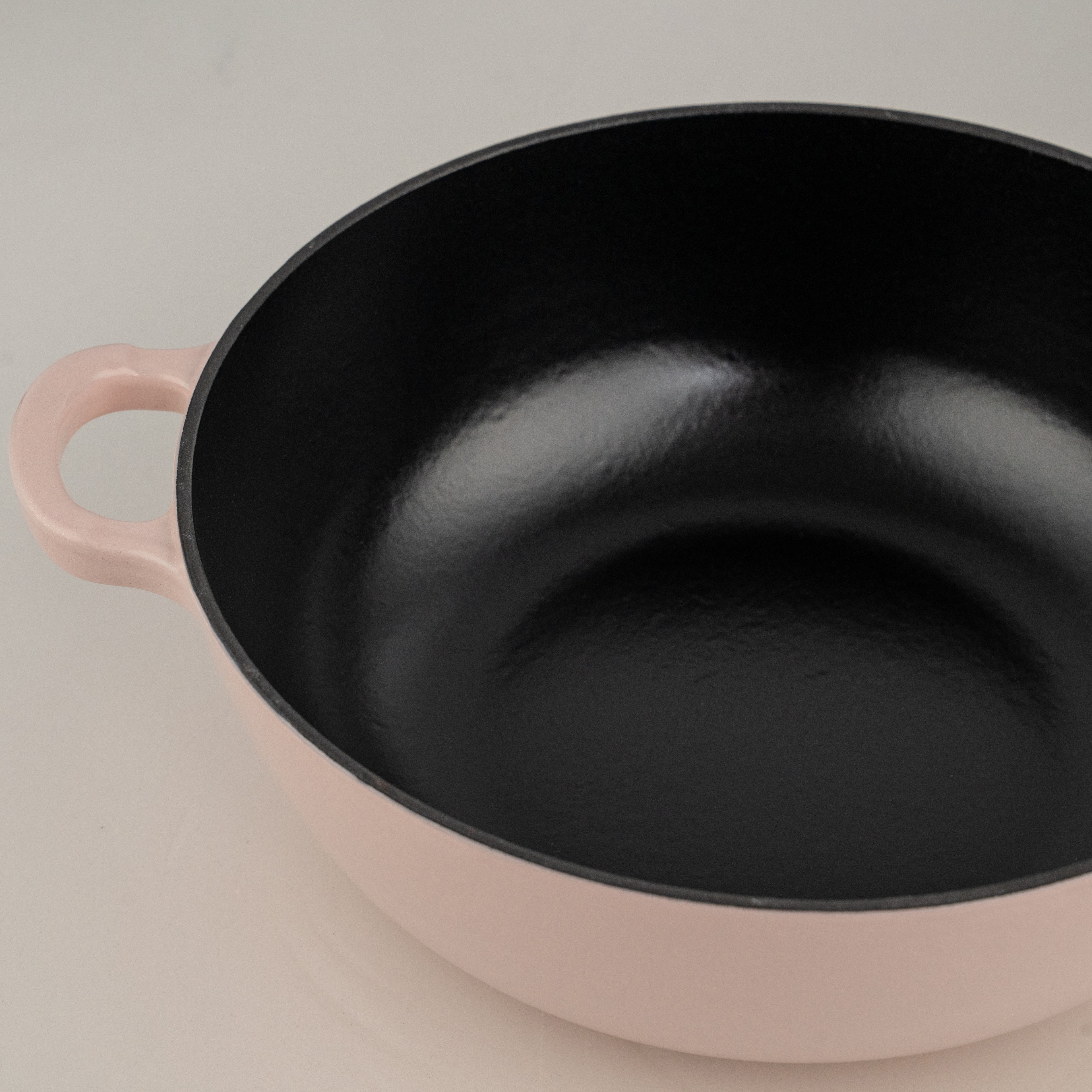 Mojakök 26cm 3.9QT Enameled Cast iron shallow Cocotte- Pink